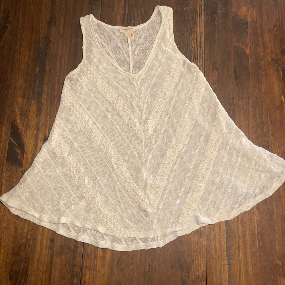 Anthropologie- Swing Off White Sweater Tank Size M